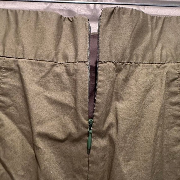 J.Crew Green Floral Paperbag Belted Mini Skirt Sz 8 - Picture 6 of 8